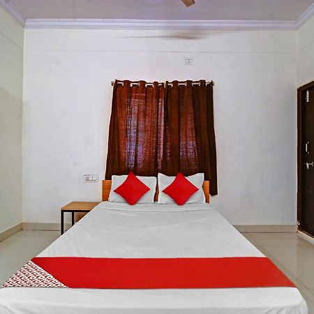 Hotel O Svr Silver Key Lingampalli Bagian luar foto